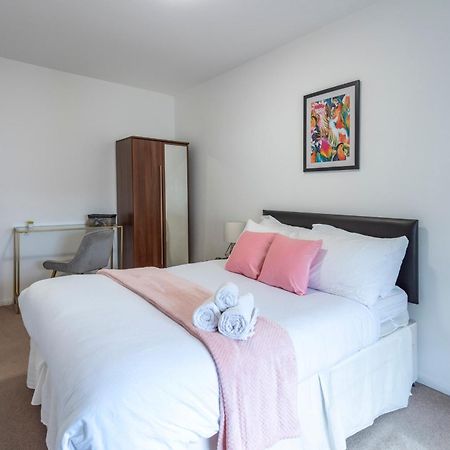 Dazzling Room Near Paddington/Elizabeth Stn London Exterior foto
